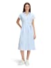 BETTY & CO Sommerkleid mit Stickerei in Weiß/Hellblau
