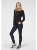 neun 9 monate Umstandsjeans in rinsed