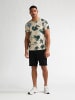 Petrol Industries T-Shirt mit Allover-Print Carbón in Braun