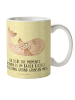 Mr. & Mrs. Panda Becher Robbe Liegen mit Spruch in Gelb Pastell