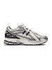 New Balance Sneaker 1906 in Grau