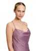 Vera Mont Abendkleid mit Wasserfallausschnitt in Powder Lilac