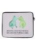 Mr. & Mrs. Panda Laptop Hülle Frosch Liebe mit Spruch in Grau Pastell