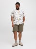 JACK & JONES PLUS Shorts in Tea Leaf
