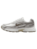 Nike Laufschuh in Creme