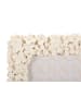 Mauro Ferretti Beigefarbener Harzrahmen mit kleinen Blumen, 26,5 x 2 x 31,5 cm