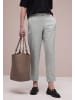 Street One Mid Waist Slim Leg Hose mit Schnalle in Grau