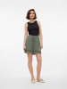 Vero Moda Shorts in Laurel Wreath