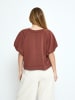 Peppercorn T-Shirt in Maroon Red