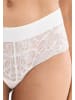 Triumph Short Slip Body Make-Up Illusion Lace in Ecru white