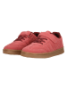 Endurance Sneaker Quin in 4225 Holly Berry