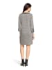 Betty Barclay Jerseykleid mit Eingrifftaschen in Weiß/Schwarz