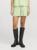 JJXX Shorts in Parrot Green