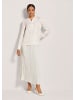 MADELEINE Elegante Rundhals-Bluse, Langarm in perlweiß / goldfarben