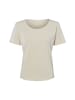 T-Shirt in sand