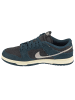 Nike Nike W Dunk Low in Grau