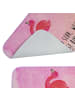 Mr. & Mrs. Panda Badvorleger Flamingo Stolz mit Spruch in Aquarell Pink