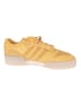 adidas Sneaker Basketball Rivalry Low in Gelb UK 9 // 43 1/3