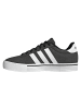 adidas Daily 4.0 in Grau