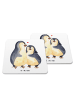 Mr. & Mrs. Panda Bierdeckel Pinguin umarmen ohne Spruch in Weiß