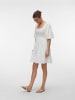 Vero Moda Gesmoktes Kleid in Snow White