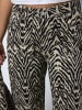 Noisy may Straight Fit Jeans mit Zebra-Print Denim Stoffhose in Creme