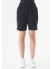 Organication Shorts "SHEYMA" in Schwarz