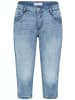 Eight2Nine Capri in Light Blue Denim