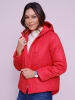 Sieh an! Steppjacke in rot