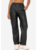 SASSYCLASSY Kunstlederhose in Schwarz