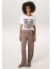 Aniston CASUAL T-Shirt in weiß-schwarz-beige-dunkelbraun
