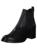 Tamaris Chelsea Boots in BLACK