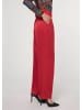 MADELEINE Weite Satinhose mit Bund- und Bügelfalten in himbeerrot