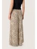 Soaked in Luxury Casual Hose SLShirley Lockere Passform in Leopard Print