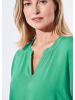 GOLDNER Kurzgröße:  Bluse mit Tunika Ausschnitt in jadegrün