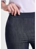 GOLDNER Kurzgröße:  Komfortable Denim-Hose VERA mit Stretch in marine