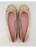 Pretty Ballerinas Flache Schuhe in Gold