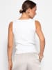 SASSYCLASSY Tank Top mit Bogenkante in Weiß