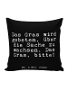 Mr. & Mrs. Panda Kopfkissen Das Gras wird gebeten,... mit Spruch in Schwarz