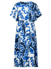 BETTY & CO Sommerkleid mit Blumenprint in Weiß/Dunkelblau