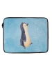 Mr. & Mrs. Panda Notebook Tasche Pinguin marschieren ohne Spruch in Eisblau