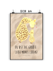 Mr. & Mrs. Panda Poster Giraffe Kind mit Spruch in Sandig