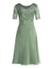 Vera Mont Cocktailkleid mit Spitze in Pale Peridot