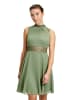 Vera Mont Cocktailkleid mit Spitzeneinsatz in Autumn Green
