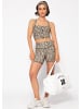 SASSYCLASSY Kurze Sportleggings in Beige