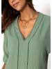 SASSYCLASSY Musselin Bluse mit Spitzeneinsatz in Grün