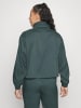 girlfriend collective Jacken Hummingbird in Moss