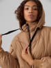 Vero Moda Daunenjacke in Tigers Eye