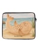 Mr. & Mrs. Panda Laptop Case Robbe Liegen Design ohne Spruch in Weiß