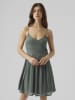 Vero Moda Plissiertes Kleid in Laurel Wreath